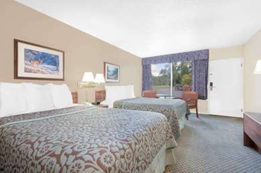 DAYS INN THERMOPOLIS 9