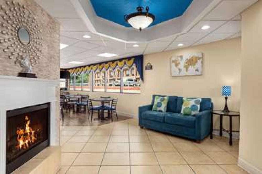 Days Inn Weldon Roanoke Rapids 8