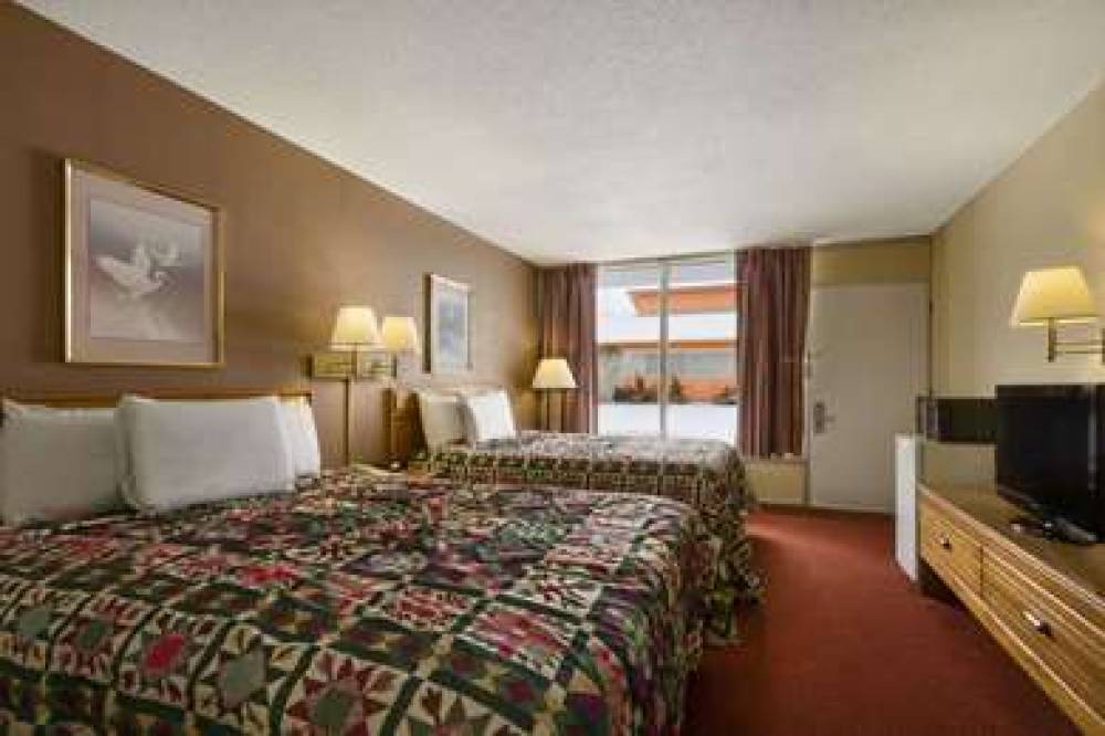 Days Inn White House 5