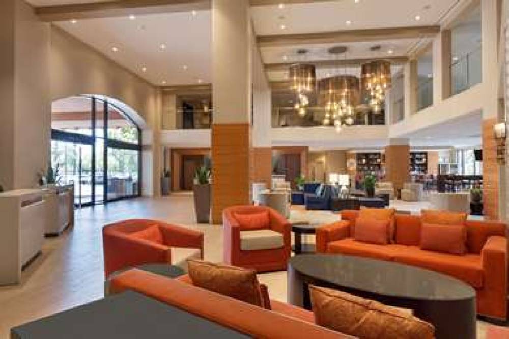 Delta Hotels By Marriott Anaheim Garden Grove 2