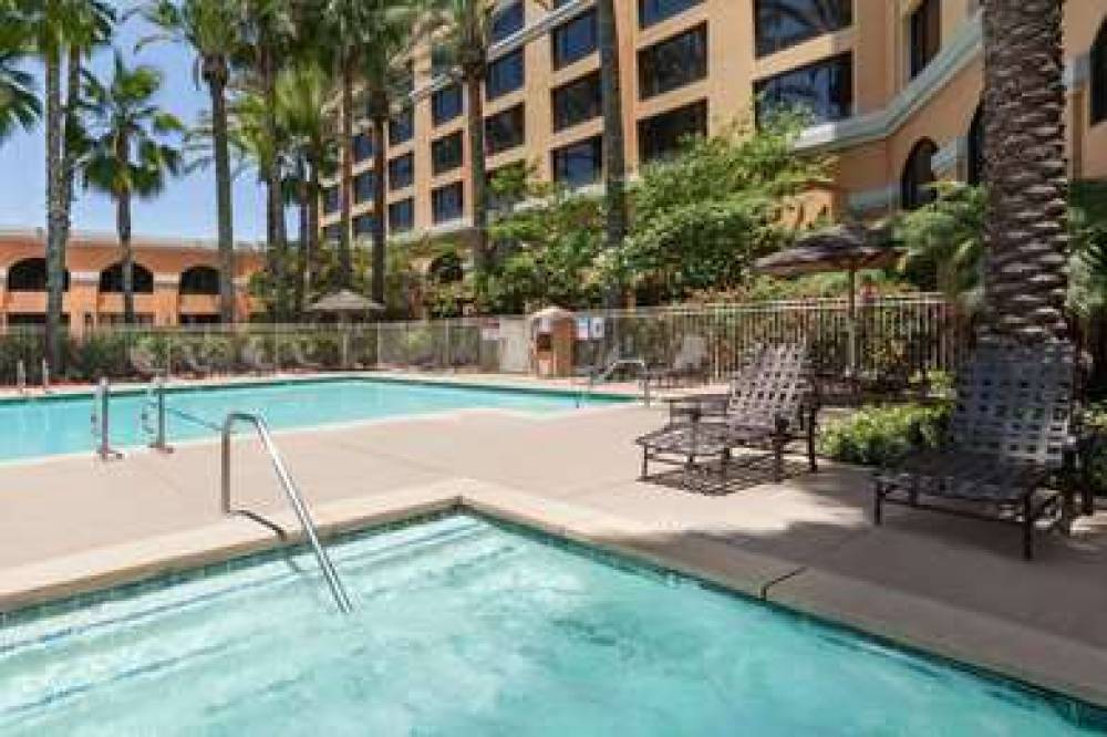 Delta Hotels By Marriott Anaheim Garden Grove 7