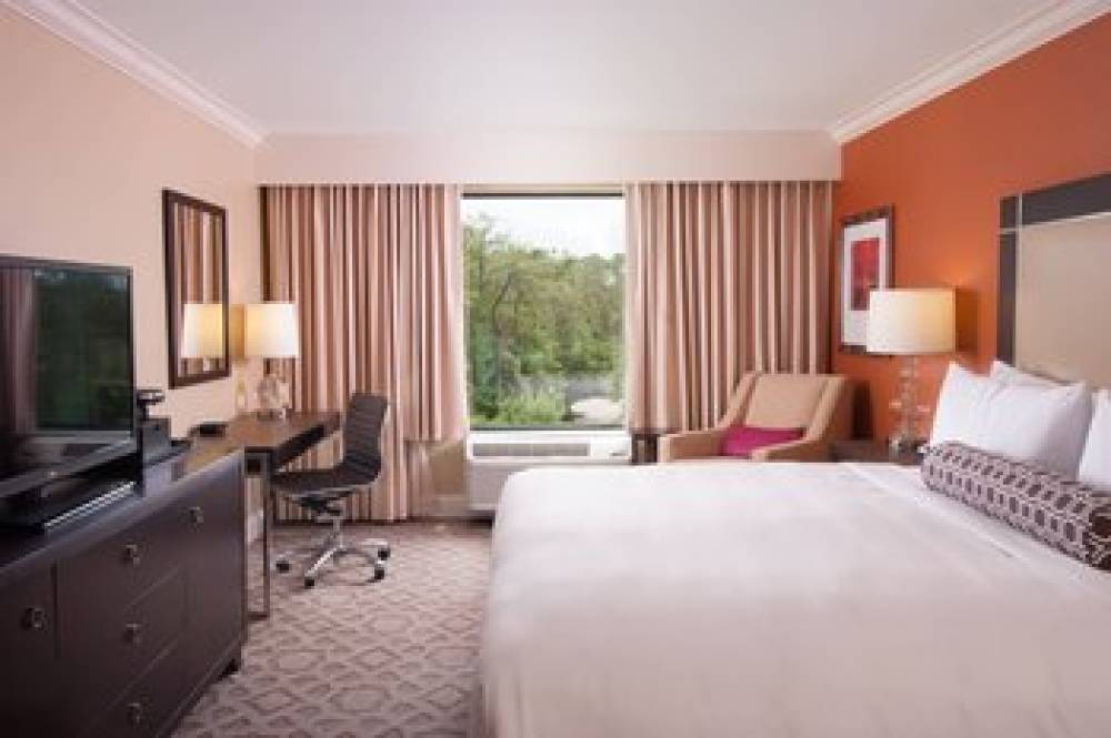 Delta Hotels By Marriott Orlando Lake Buena Vista 9