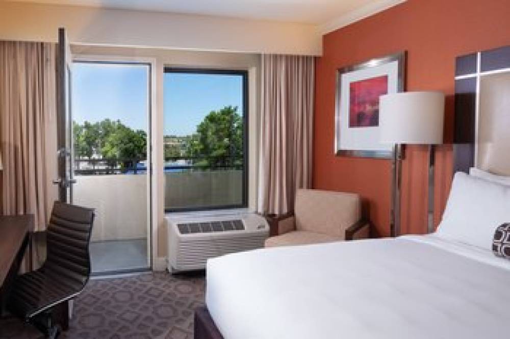 Delta Hotels By Marriott Orlando Lake Buena Vista 6