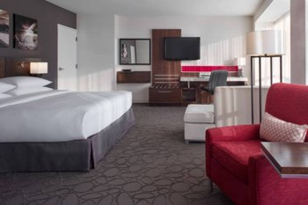 Delta Hotels By Marriott Ottawa City Centre 8