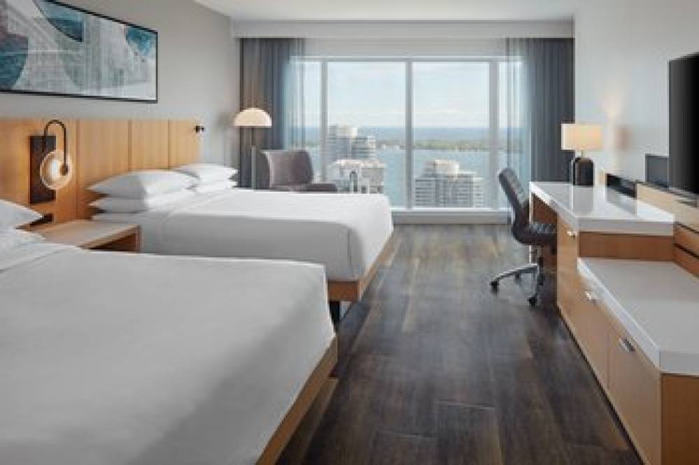 Delta Hotels By Marriott Toronto 6