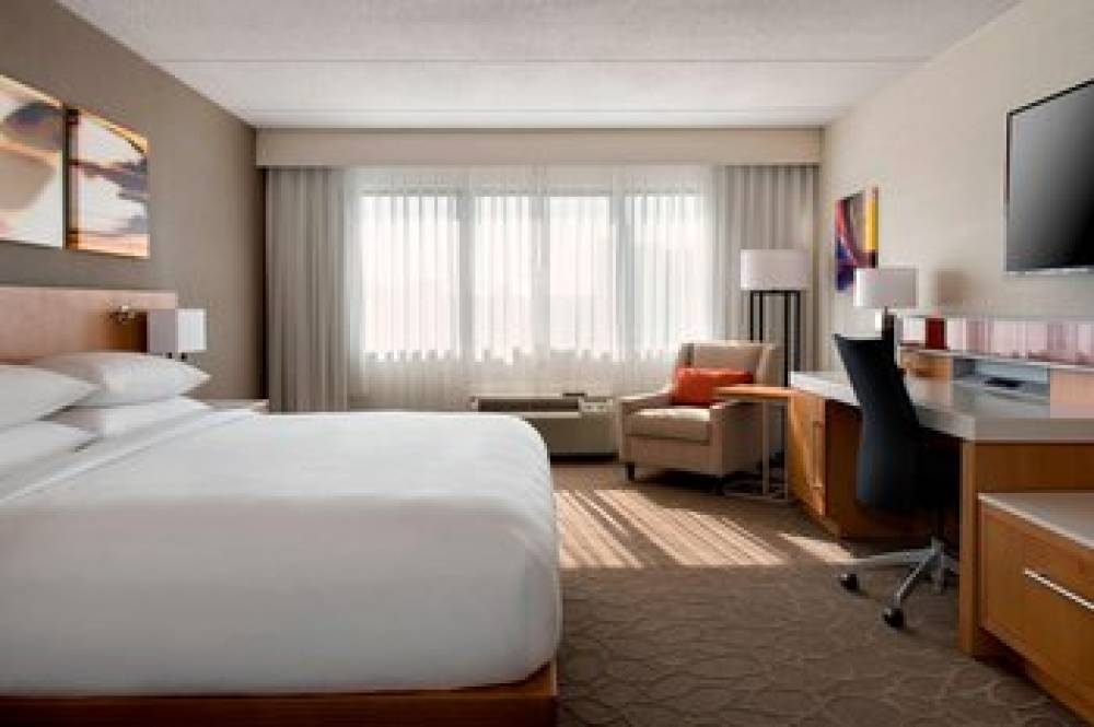 Delta Hotels By Marriott Utica 4