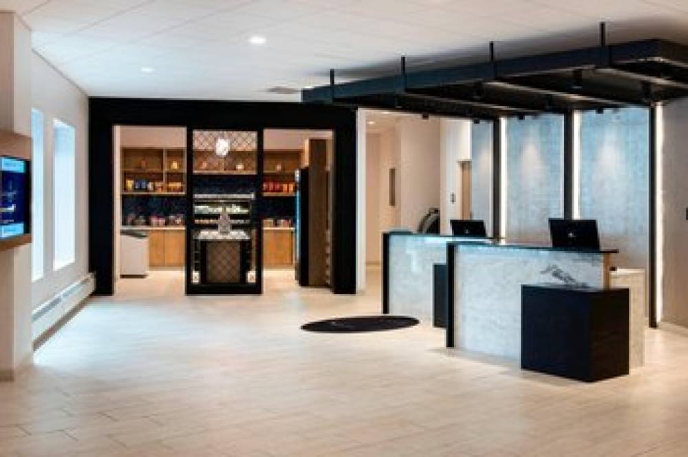 Delta Hotels By Marriott Utica 2