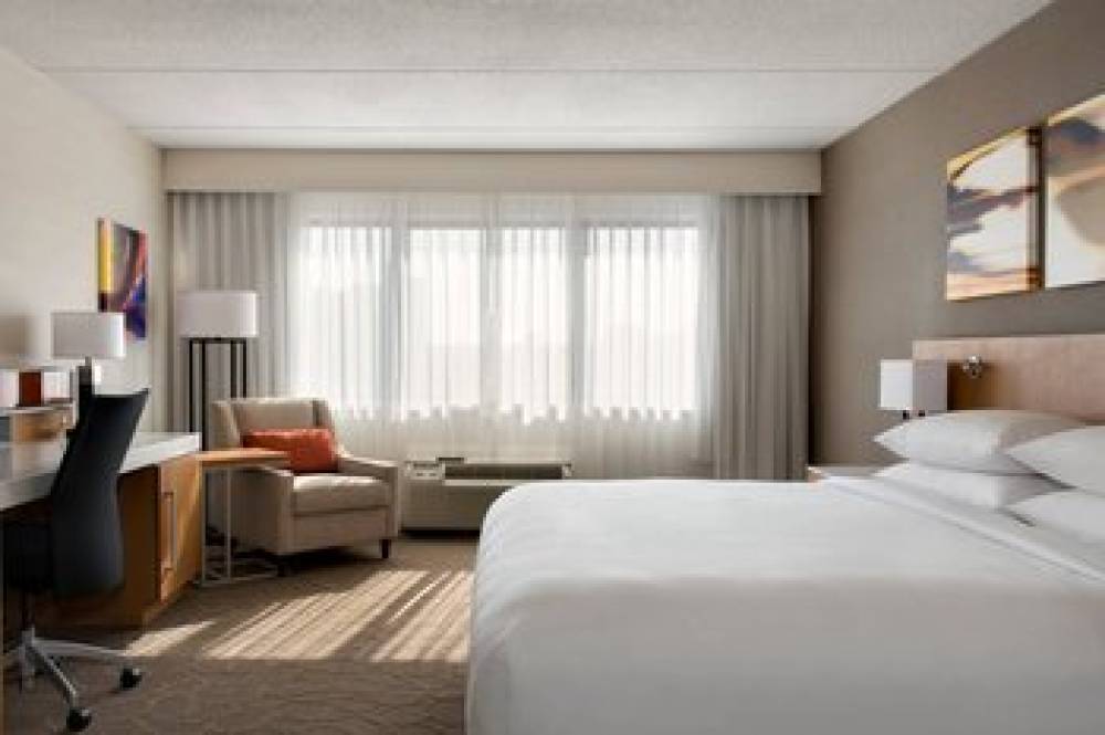 Delta Hotels By Marriott Utica 3