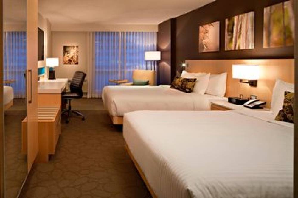 Delta Hotels By Marriott Winnipeg 5