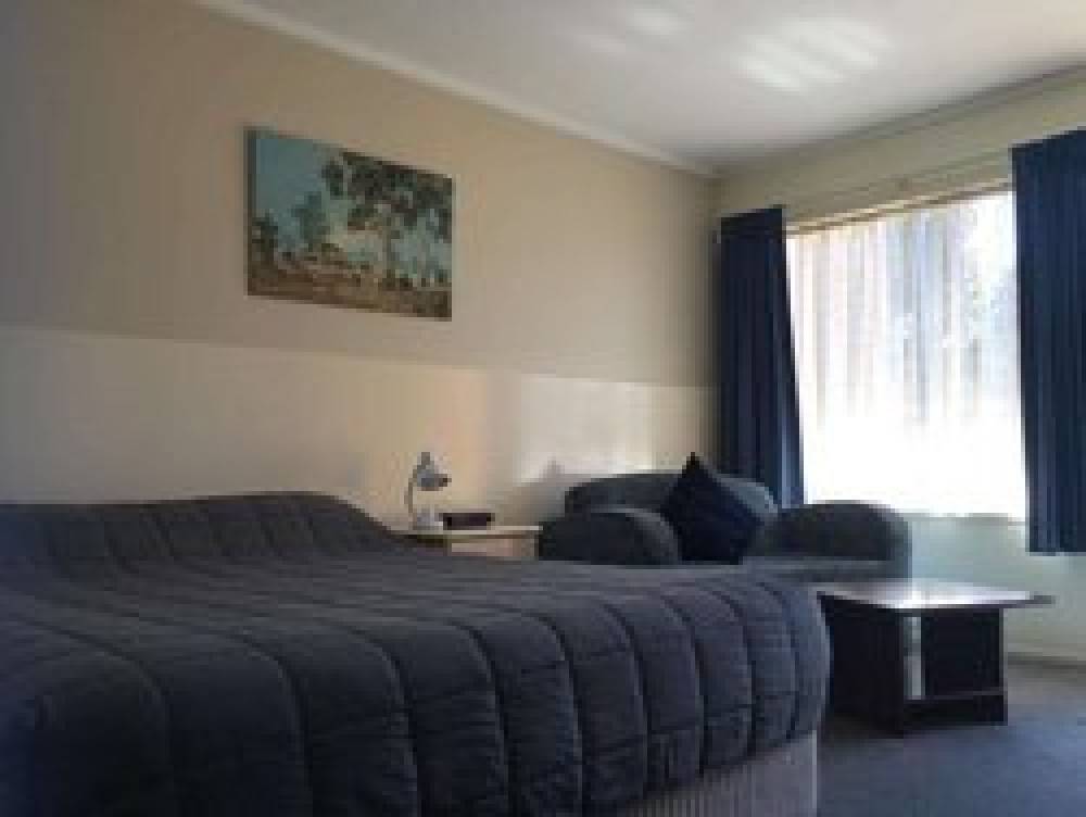 DENILIQUIN MOTEL 6