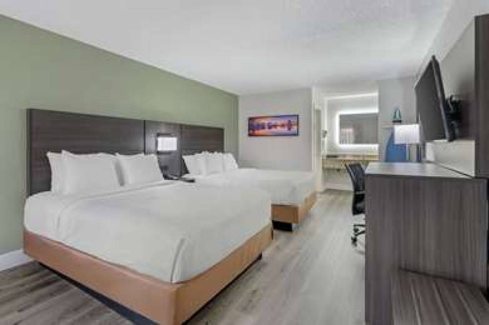 QUALITY INN AND SUITES ORLANDO EAST 9