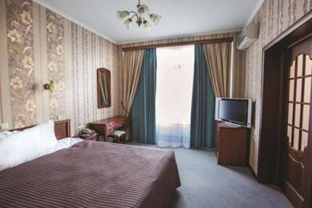 Dnipro Hotel 5