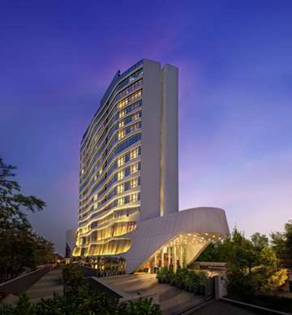 DOUBLETREE BY HILTON AHMEDABAD 1