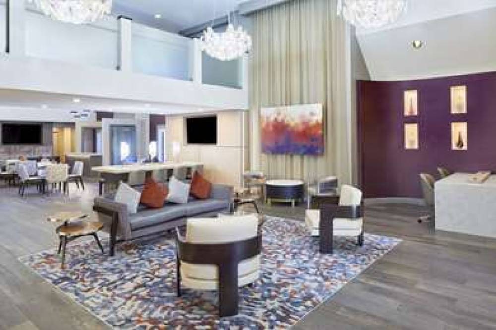 DoubleTree By Hilton Atlanta - Alpharetta 4