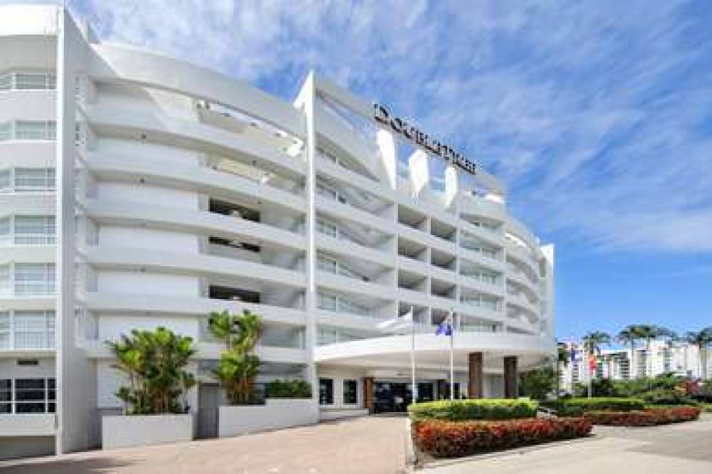 DOUBLETREE BY HILTON CAIRNS 1