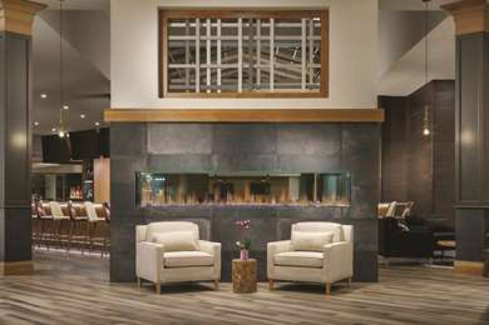 DoubleTree By Hilton Colorado Springs - World Are 10