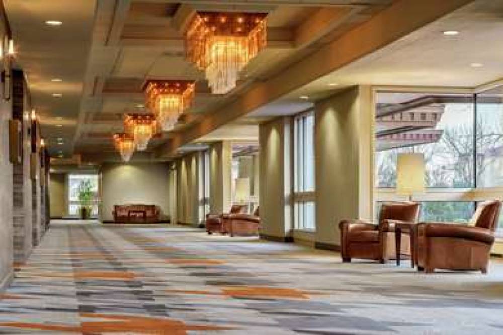 DoubleTree By Hilton Colorado Springs - World Are 9