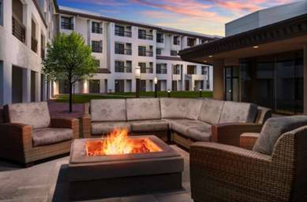 DoubleTree By Hilton Colorado Springs - World Are 3