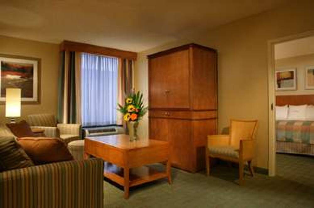 DoubleTree By Hilton Columbus/Worthington 9