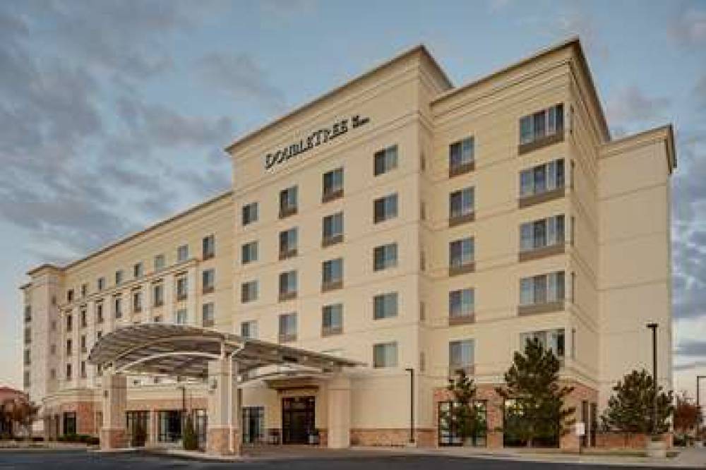 DOUBLETREE BY HILTON DENVER AIRPORT 1