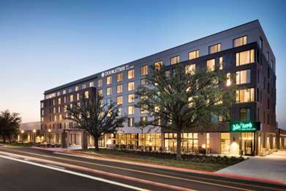 DOUBLETREE BY HILTON GREELEY 1