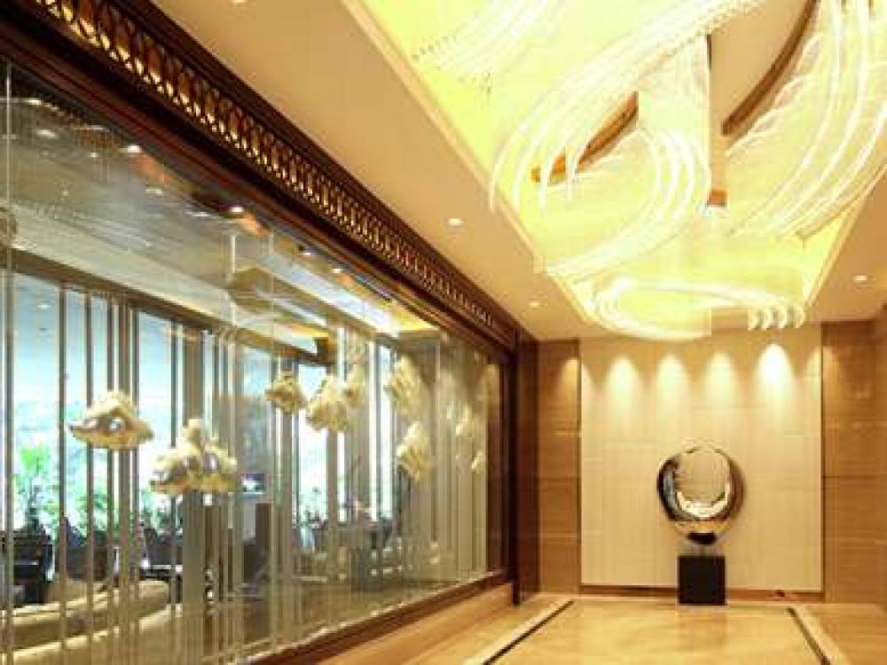 DOUBLETREE BY HILTON GUANGZHOU 4