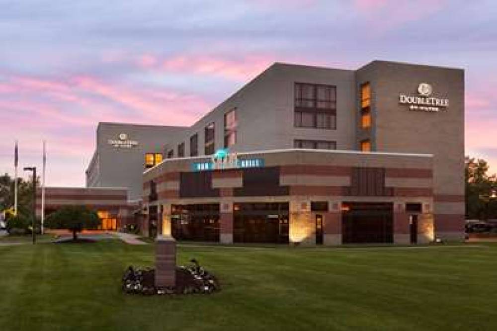 DoubleTree By Hilton Hartford - Bradley Airport 1