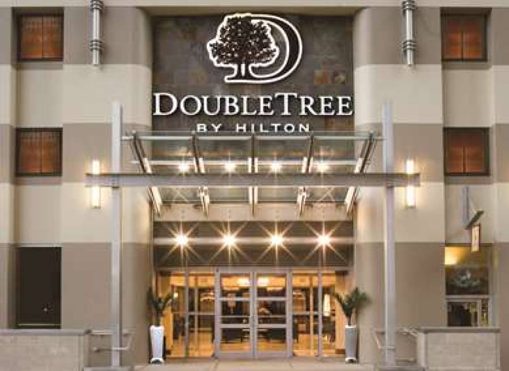 DoubleTree By Hilton Hotel &amp; Suites Pittsburg 1