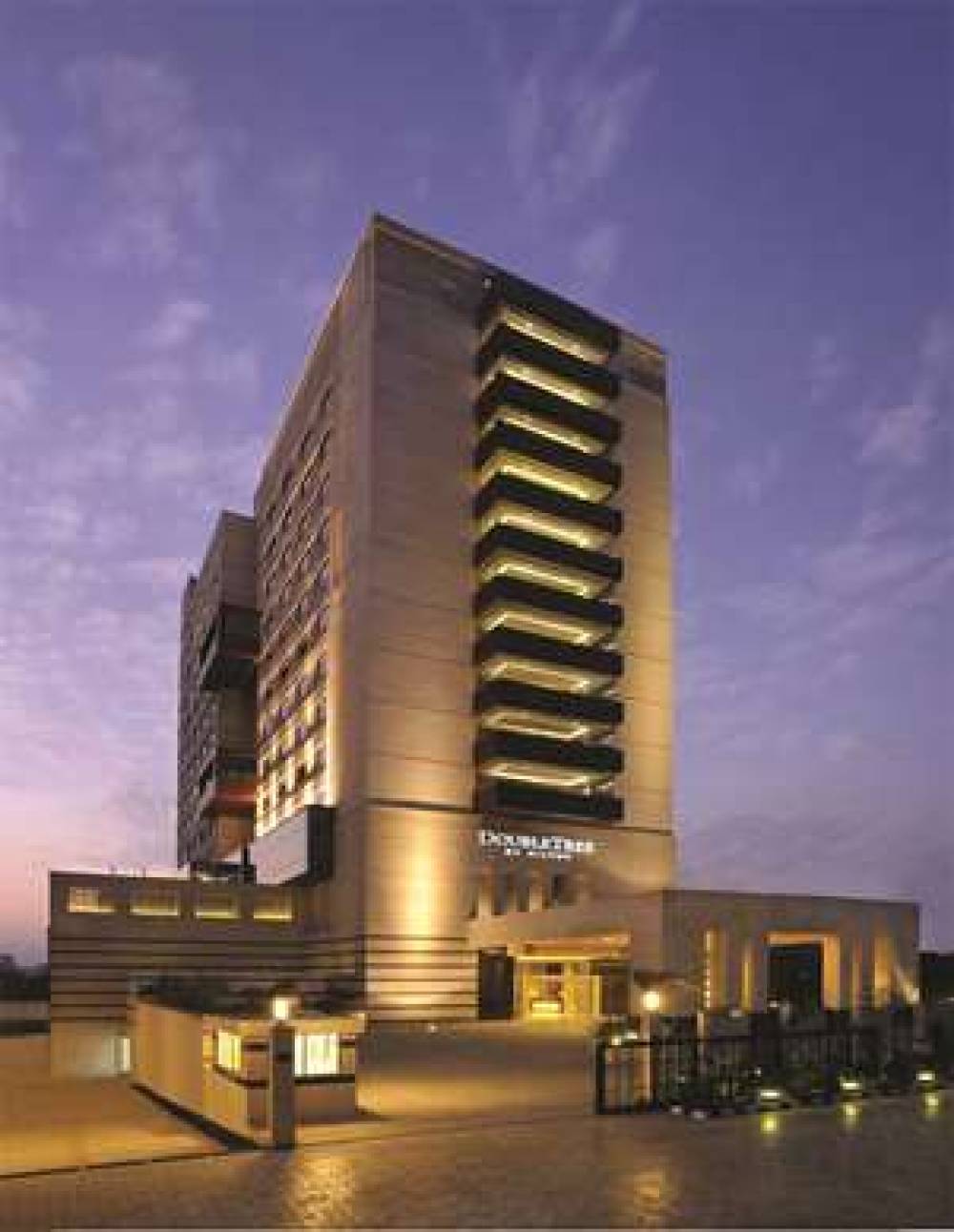 DOUBLETREE BY HILTON HOTEL GURGAON 1