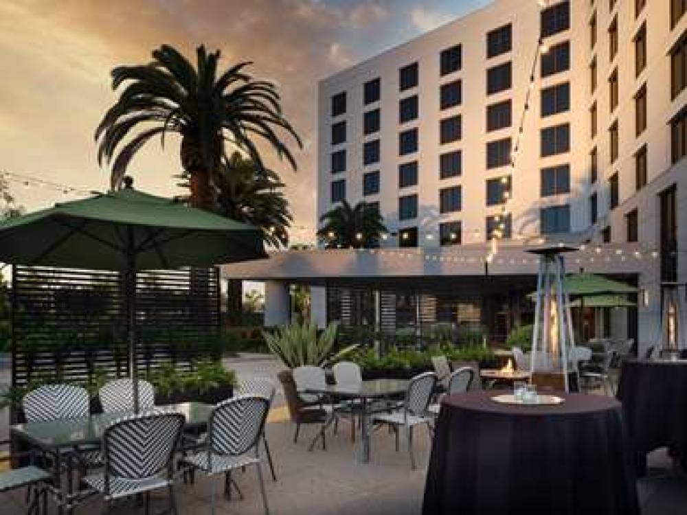 DoubleTree By Hilton Irvine-Spectrum 4