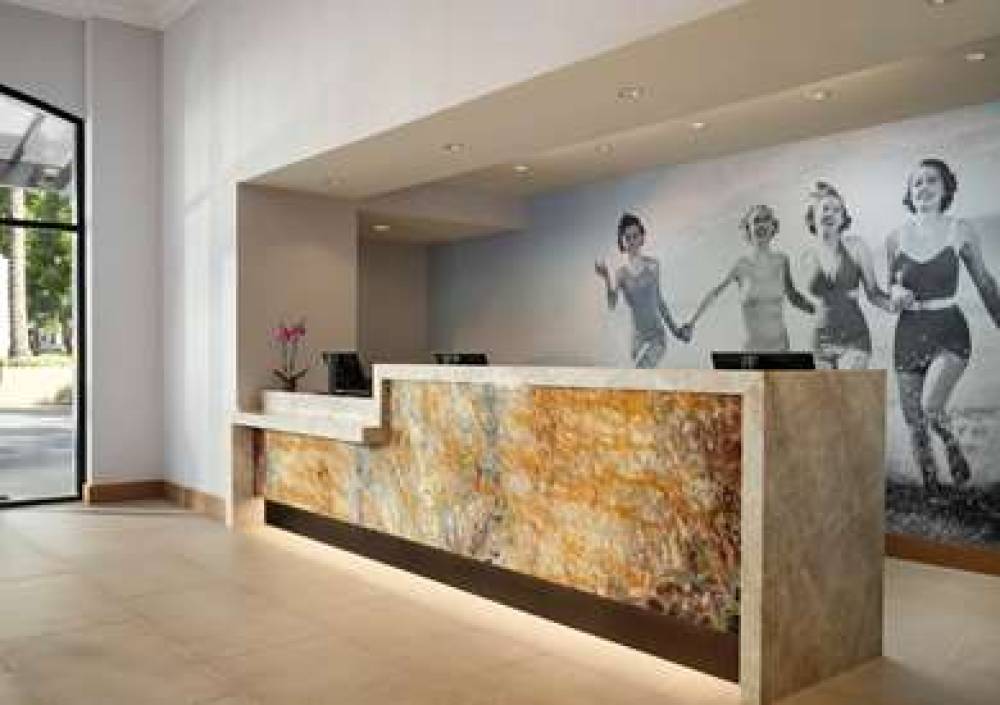 DoubleTree By Hilton Irvine-Spectrum 9