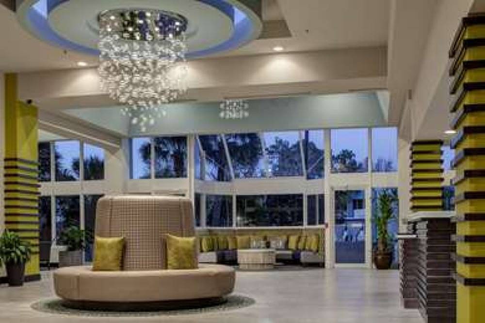 DoubleTree By Hilton Jacksonville Airport 9