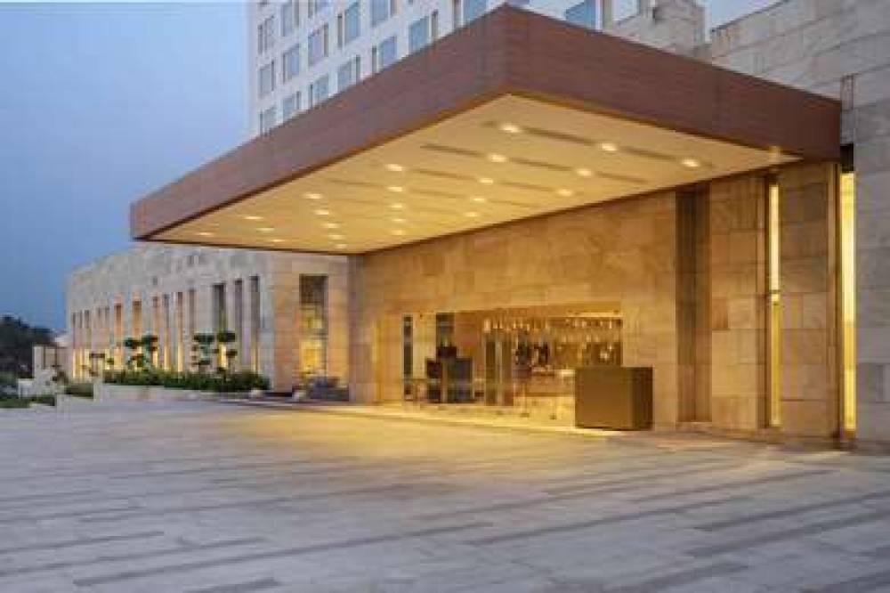 DOUBLETREE BY HILTON JAIPUR AMER 2