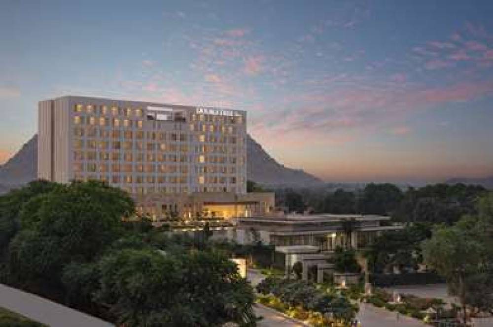 DOUBLETREE BY HILTON JAIPUR AMER 1