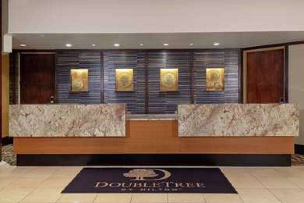 DoubleTree By Hilton Kansas City - Overland Park 2