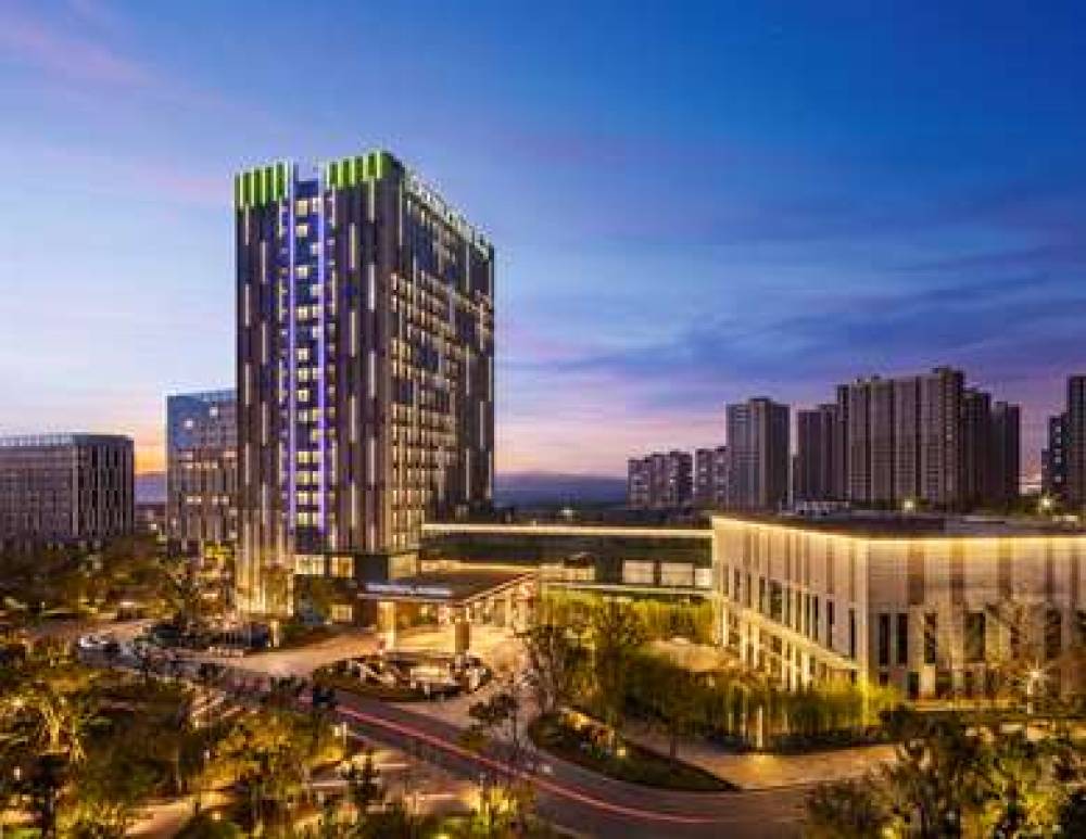 DOUBLETREE BY HILTON KUNMING AIRPOR 1