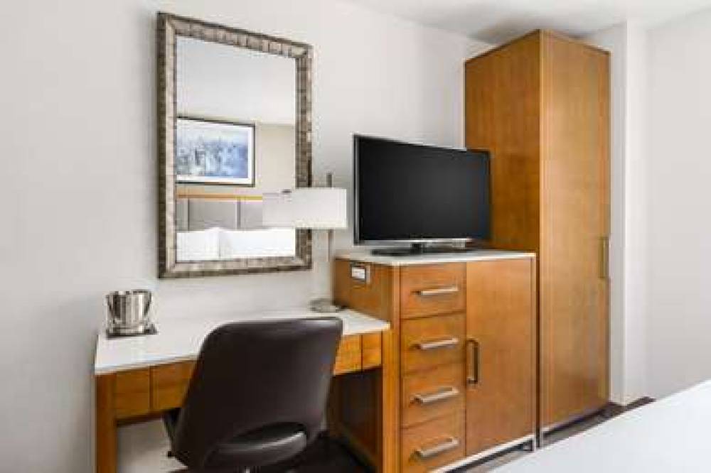 DoubleTree By Hilton New York City - Chelsea 9