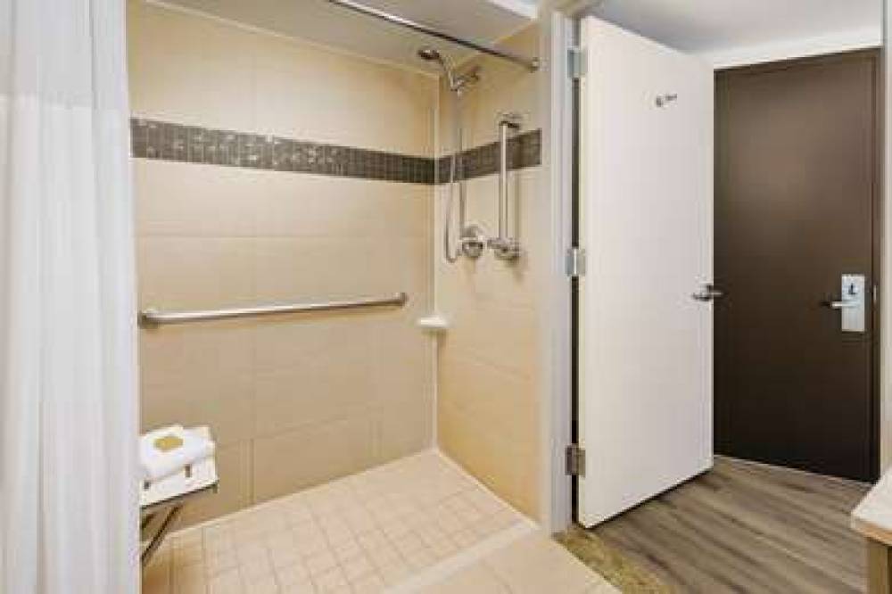 DoubleTree By Hilton New York City - Chelsea 8