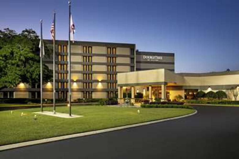 DOUBLETREE BY HILTON ORLANDO UNIVER 2