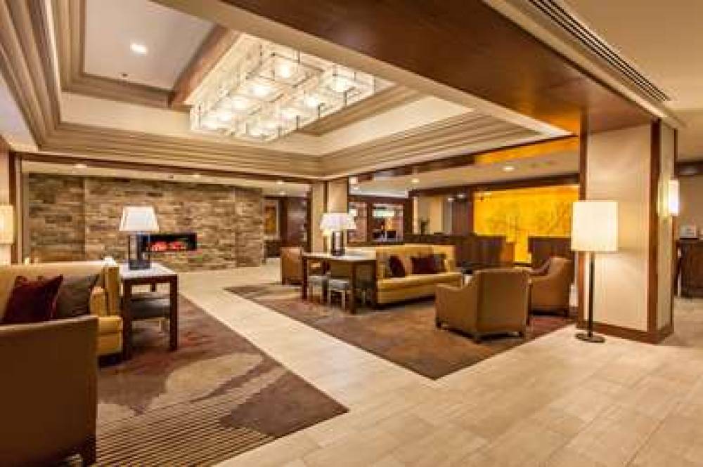 DoubleTree By Hilton Pittsburgh Greentree 1