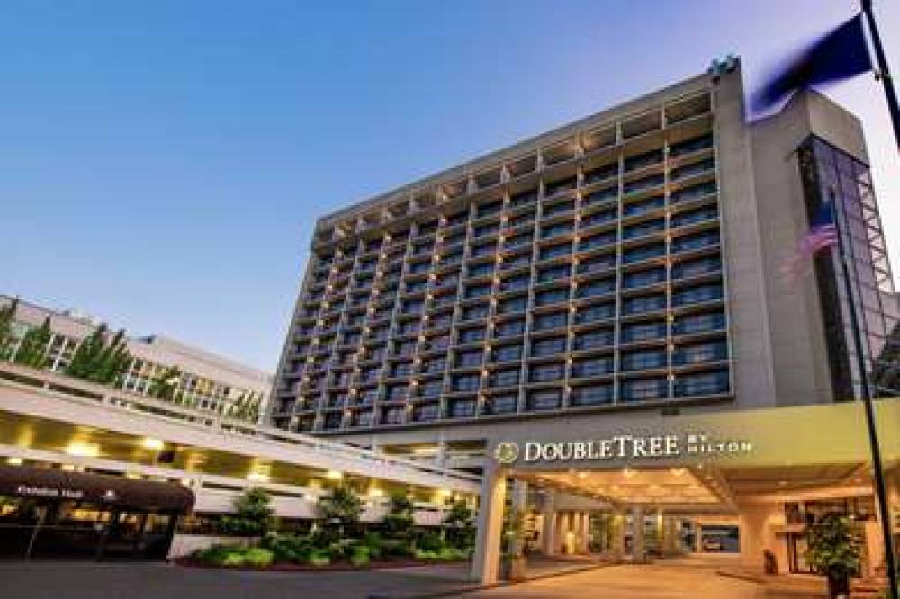 DoubleTree By Hilton Portland-Lloyd Center 2