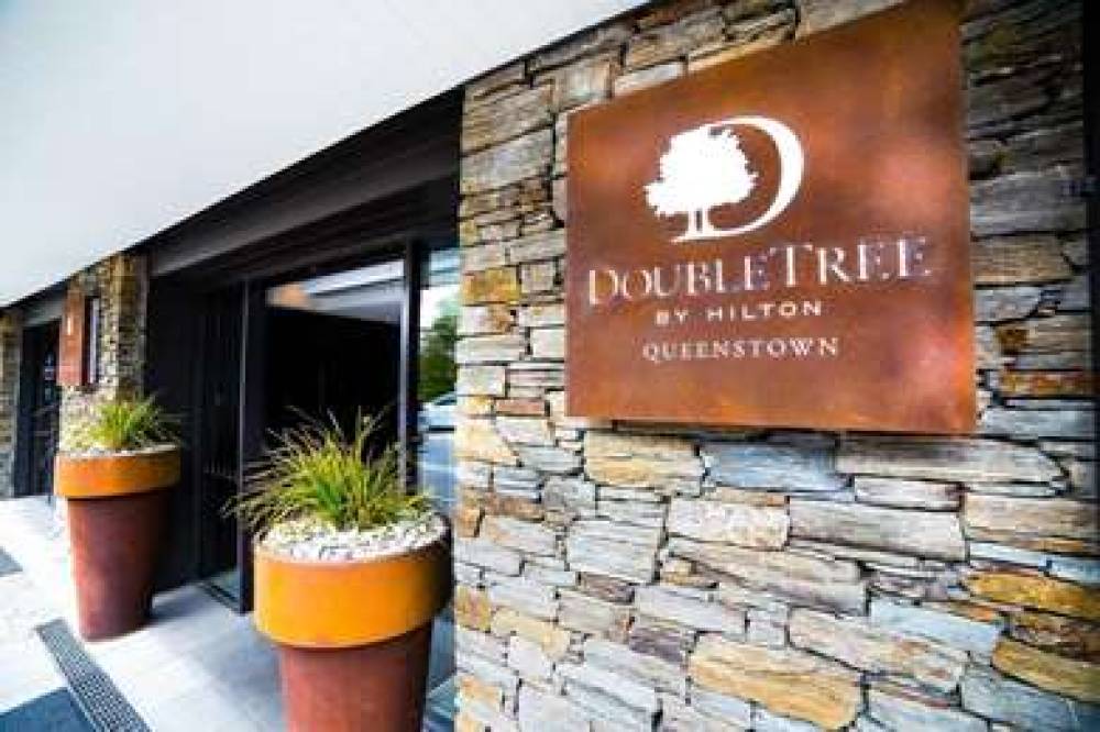 DOUBLETREE BY HILTON QUEENSTOWN 3