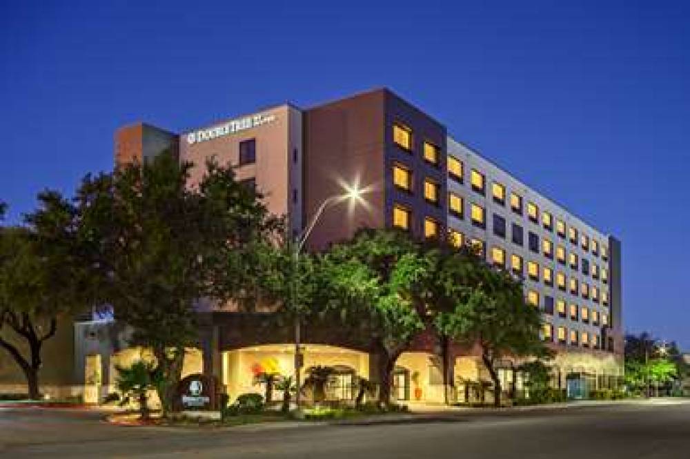 DoubleTree By Hilton San Antonio Downtown, TX 4