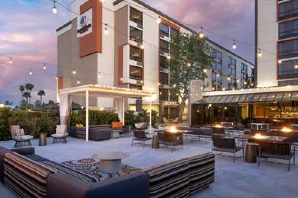 DOUBLETREE BY HILTON SAN BERNARDINO 2