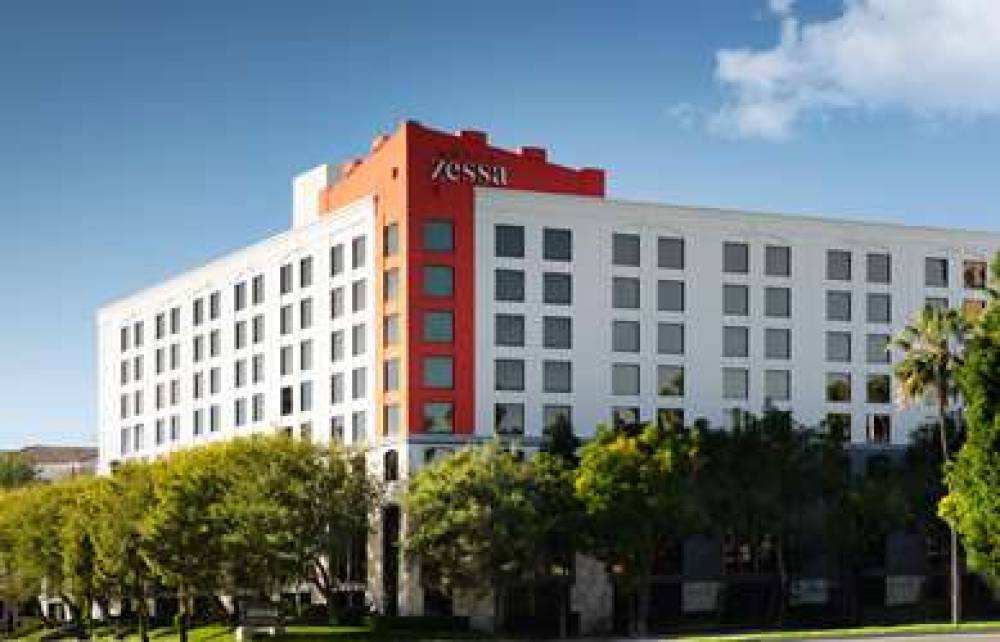 DoubleTree By Hilton Santa Ana-Orange County Airp 1