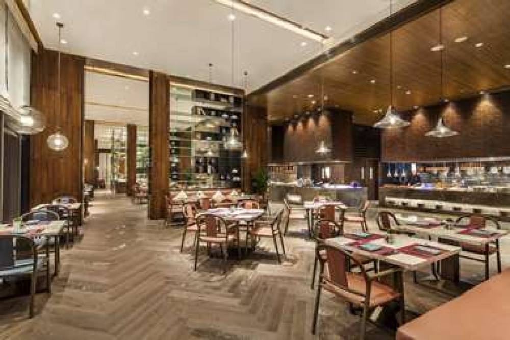 DOUBLETREE BY HILTON SHENZHEN LONGH 3