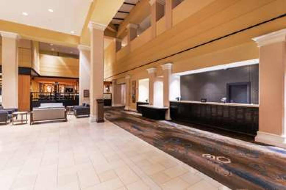 DoubleTree By Hilton Tulsa-Downtown 2