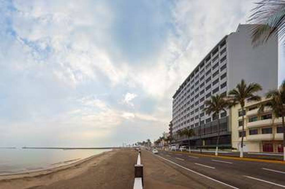 DOUBLETREE BY HILTON VERACRUZ 3