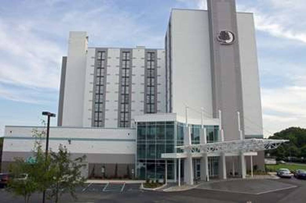 DoubleTree By Hilton Virginia Beach 1