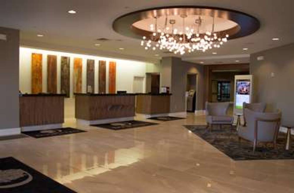 DoubleTree By Hilton Wichita Airport 5